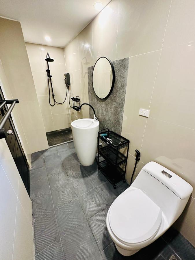 Ziba Home Suites Ламаи-Бич Экстерьер фото