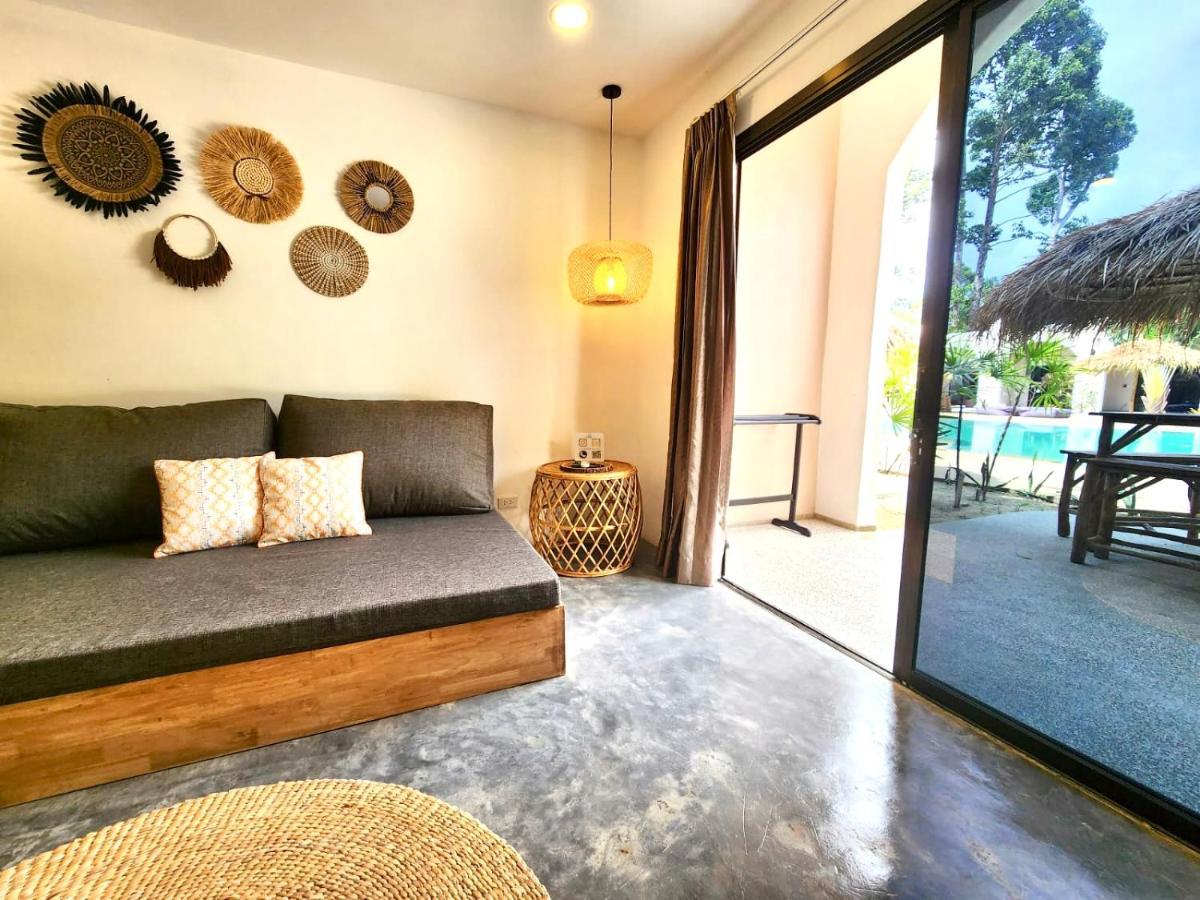 Ziba Home Suites Ламаи-Бич Экстерьер фото